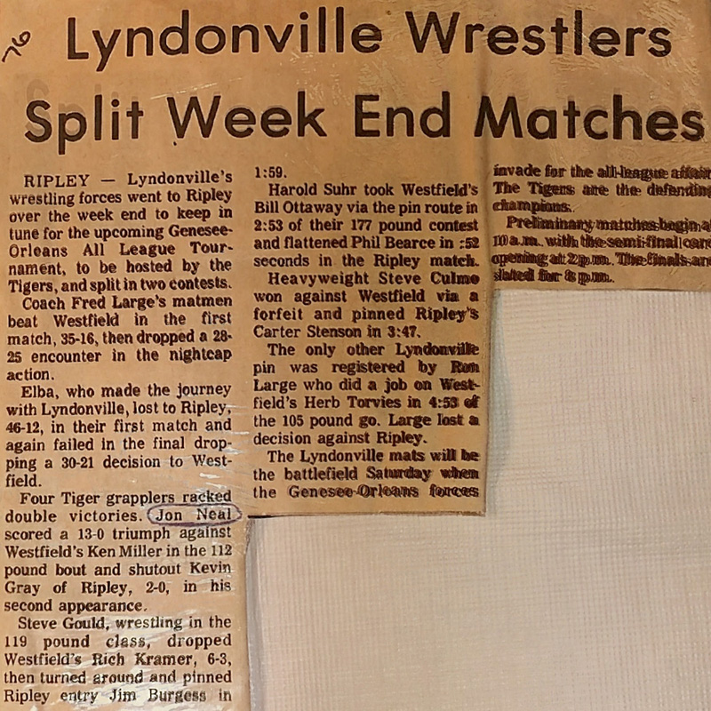 Lyndonville Wrestlers Split Week End Matches