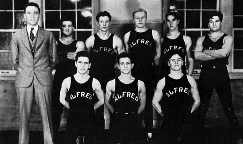 1932-1933 Alfred Saxons Wrestling