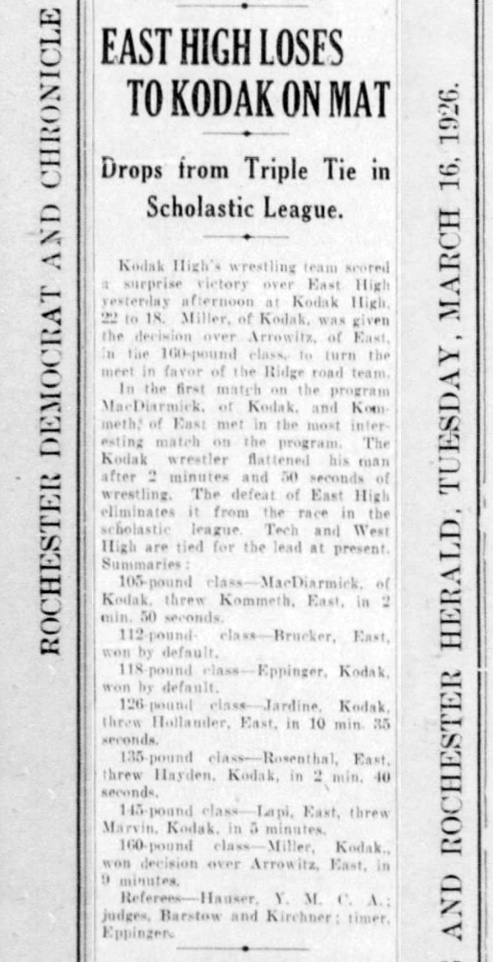 East High Loses To Kodak On Mat