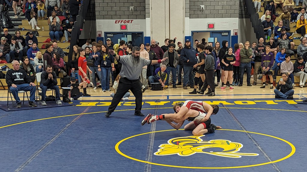 Packed House at Perry